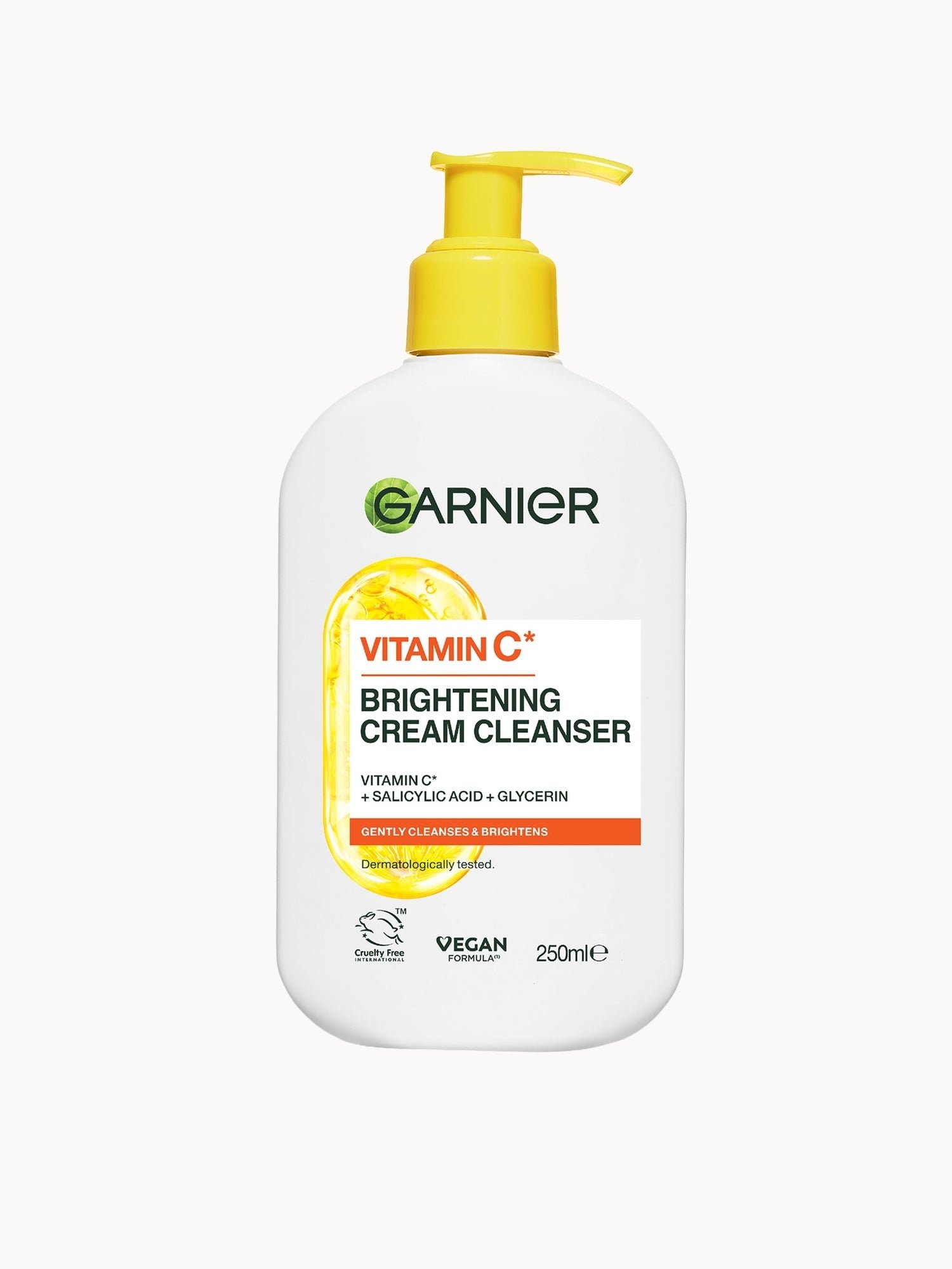 GARNIER VITAMIN C BRIGHTENING CREAM CLEANSER, HYDRATES, BRIGHTENS & CLEANSES, 250ML